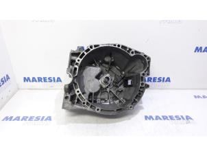 Used Gearbox casing Renault Twingo (C06) 1.2 16V Price € 157,50 Margin scheme offered by Maresia Parts