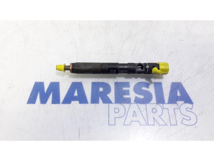 Gebrauchte Einspritzdüse (Diesel) Renault Clio III (BR/CR) 1.5 dCi FAP Preis € 89,99 Margenregelung angeboten von Maresia Parts