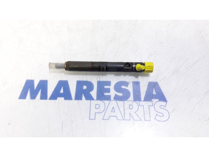 Gebrauchte Einspritzdüse (Diesel) Renault Clio III (BR/CR) 1.5 dCi FAP Preis € 89,99 Margenregelung angeboten von Maresia Parts