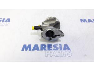 Used Vacuum pump (diesel) Renault Clio III (BR/CR) 1.5 dCi FAP Price € 30,00 Margin scheme offered by Maresia Parts