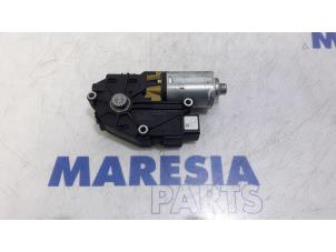 Used Sunroof motor Alfa Romeo Brera (939) 2.2 JTS 16V Price € 80,00 Margin scheme offered by Maresia Parts