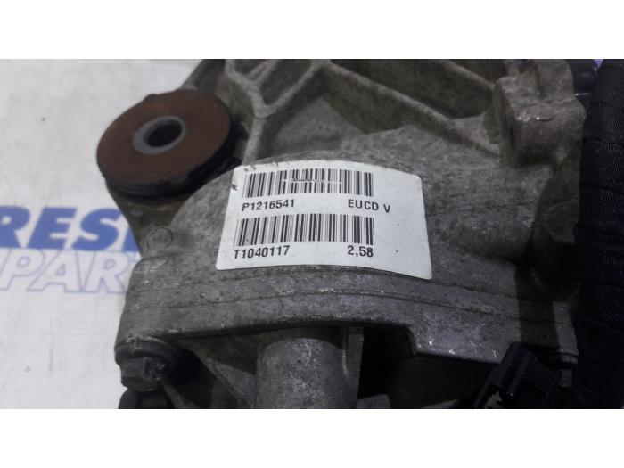 Rear differential Volvo XC60 2.4 D5 20V AWD Geartronic - P1216541 D5244T15