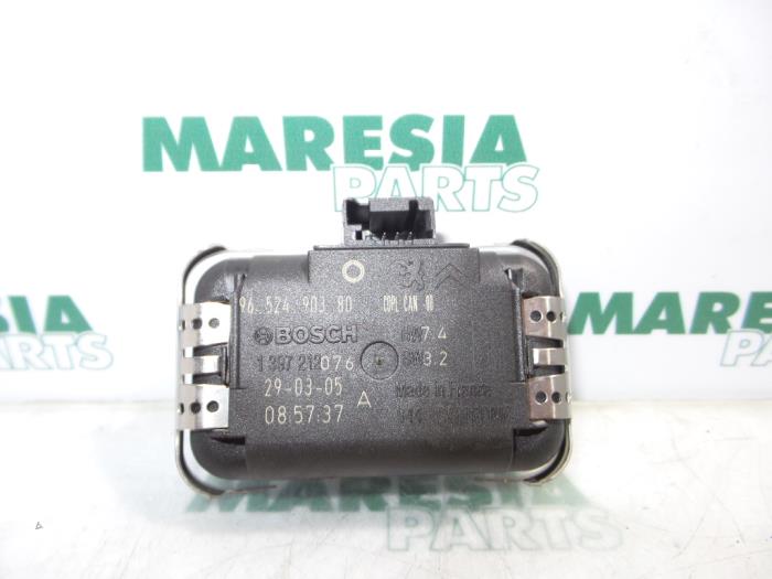 Begagnade Regnsensor Peugeot 407 SW (6E) 1.6 HDiF 16V Pris € 35,00 Marginaltabell erbjuds av Maresia Parts