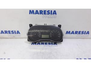 Used Instrument panel Fiat Fiorino (225) 1.3 JTD 16V Multijet Price € 102,85 Inclusive VAT offered by Maresia Parts