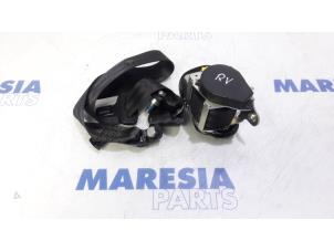 Usagé Ceinture de sécurité avant droite Fiat Fiorino (225) 1.4 Prix € 127,05 Prix TTC proposé par Maresia Parts