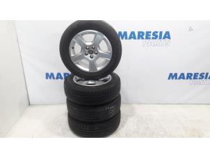 Used Set of sports wheels Fiat Doblo Cargo (263) 1.3 MJ 16V Euro 4 Price € 444,68 Inclusive VAT offered by Maresia Parts