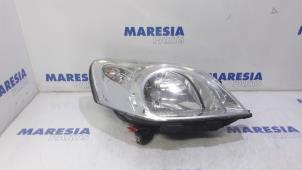 Used Headlight, right Fiat Fiorino (225) 1.3 JTD 16V Multijet Price € 78,65 Inclusive VAT offered by Maresia Parts