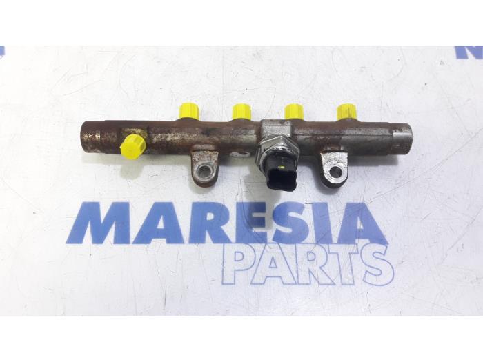 Usagé Système d'injection Renault Megane III Grandtour (KZ) 1.5 dCi 110 Prix € 105,00 Règlement à la marge proposé par Maresia Parts