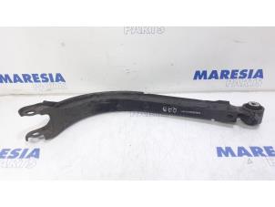 Used Rear wishbone, right Fiat Doblo Cargo (263) 1.3 MJ 16V Euro 4 Price € 48,40 Inclusive VAT offered by Maresia Parts