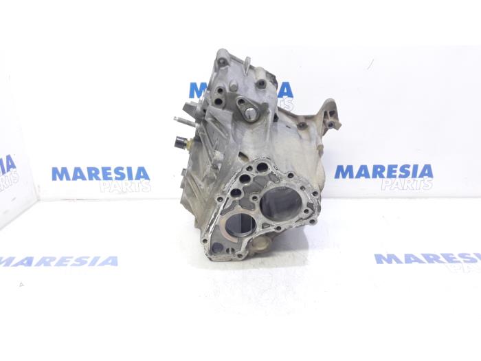 Gearbox casing from a Fiat Scudo (270) 2.0 D Multijet 2007