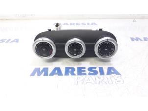 Używane Panel sterowania nagrzewnicy Alfa Romeo Giulietta (940) 1.4 TB 16V Cena € 126,00 Procedura marży oferowane przez Maresia Parts