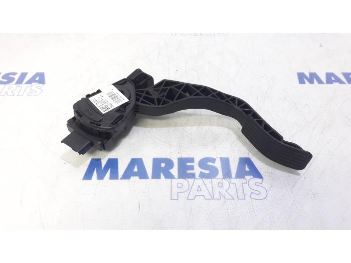 Begagnade Gaspedalsensor Citroen C3 (SC) 1.6 HDi 92 Pris € 20,00 Marginaltabell erbjuds av Maresia Parts