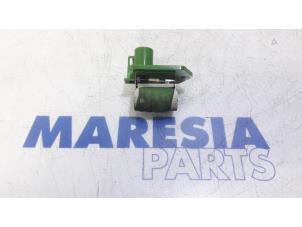 Used Cooling fan resistor Fiat Panda (312) 0.9 TwinAir 60 Price € 25,00 Margin scheme offered by Maresia Parts