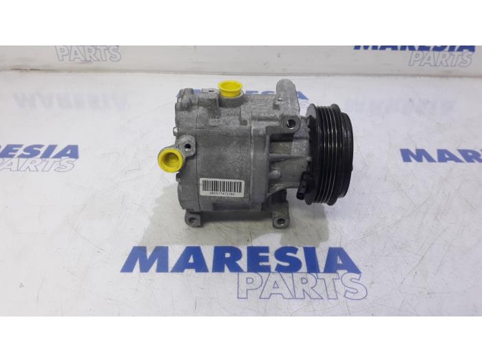 Używane Pompa klimatyzacji Fiat Panda (312) 0.9 TwinAir 60 Cena € 59,99 Procedura marży oferowane przez Maresia Parts