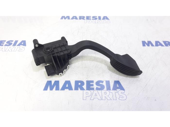 Begagnade Gaspedalsensor Fiat Panda (312) 0.9 TwinAir 60 Pris € 35,00 Marginaltabell erbjuds av Maresia Parts