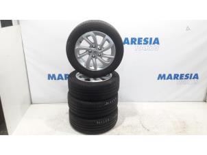 Used Set of sports wheels Renault Megane III Grandtour (KZ) 1.5 dCi 110 Price € 472,50 Margin scheme offered by Maresia Parts