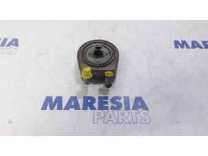 Gebrauchte Ölkühler Renault Master Preis € 50,00 Margenregelung angeboten von Maresia Parts
