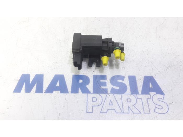Usagé Régulateur pression turbo Peugeot 508 (8D) 2.0 Hybrid4 16V Prix € 40,00 Règlement à la marge proposé par Maresia Parts