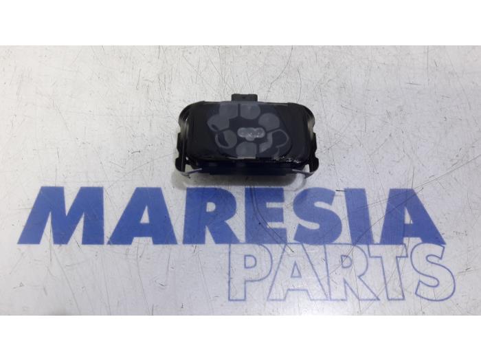 Begagnade Regnsensor Citroen C5 II Berline (RC) 2.0 16V Pris € 85,00 Marginaltabell erbjuds av Maresia Parts