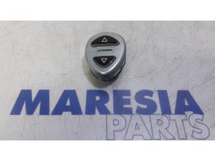 Used Switch Citroen C5 II Berline (RC) 2.0 16V Price € 25,00 Margin scheme offered by Maresia Parts