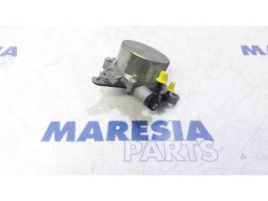 Used Vacuum pump (petrol) Fiat 500 (312) 0.9 TwinAir 80 Price € 80,00 Margin scheme offered by Maresia Parts