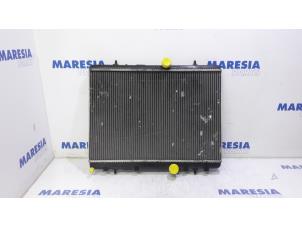 Used Radiator Peugeot 308 (4A/C) 1.6 HDiF 16V Price € 29,00 Margin scheme offered by Maresia Parts