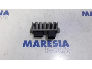 Used Glow plug relay Renault Scénic III (JZ) 1.5 dCi 110 Price € 25,00 Margin scheme offered by Maresia Parts