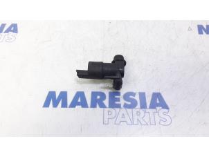 Gebrauchte Scheibensprüherpumpe vorne Citroen C3 Picasso (SH) 1.2 12V PureTech 110 Preis € 30,00 Margenregelung angeboten von Maresia Parts