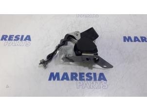 Usagé Ceinture de sécurité arrière droite Citroen C3 Picasso (SH) 1.2 12V PureTech 110 Prix € 75,00 Règlement à la marge proposé par Maresia Parts