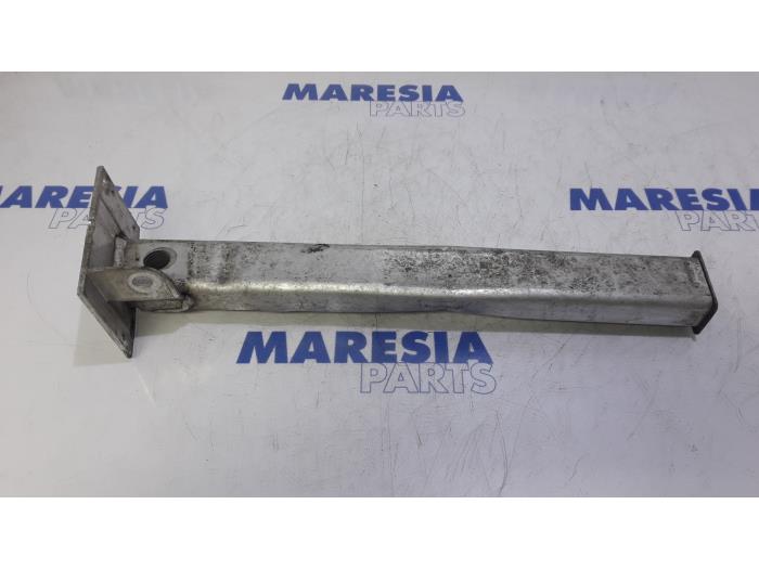 Used Subframe Citroen DS4 (NX) 1.6 16V THP Racing Price € 40,00 Margin scheme offered by Maresia Parts