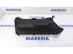 Usagé Boîtier filtre à air Citroen DS4 (NX) 1.6 16V THP Racing Prix € 50,00 Règlement à la marge proposé par Maresia Parts