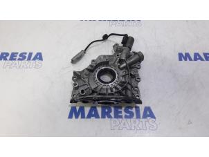 Used Oil pump Peugeot 308 SW (L4/L9/LC/LJ/LR) 1.6 BlueHDi 115 Price € 90,00 Margin scheme offered by Maresia Parts