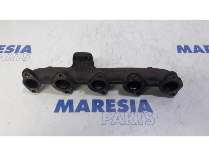 Gebrauchte Abgaskrümmer Peugeot 308 SW (L4/L9/LC/LJ/LR) 1.6 BlueHDi 115 Preis € 24,95 Margenregelung angeboten von Maresia Parts