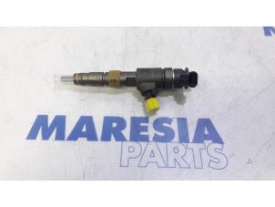 Used Injector (diesel) Peugeot 308 SW (L4/L9/LC/LJ/LR) 1.6 BlueHDi 115 Price € 70,00 Margin scheme offered by Maresia Parts