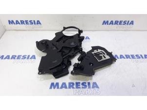 Used Timing cover Peugeot 308 SW (L4/L9/LC/LJ/LR) 1.6 BlueHDi 115 Price € 50,00 Margin scheme offered by Maresia Parts