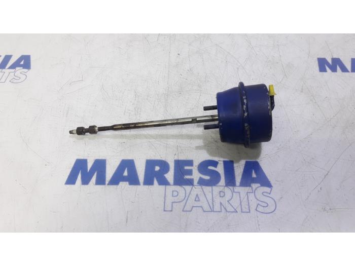Usagé Régulateur pression turbo Citroen DS4 (NX) 1.6 16V THP Racing Prix € 50,00 Règlement à la marge proposé par Maresia Parts