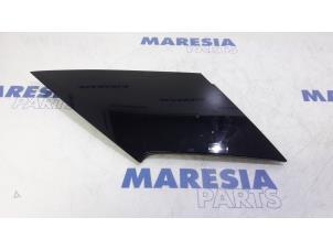 Used C-style sealing cover right Renault Megane IV Estate (RFBK) 1.5 Energy dCi 110 Price € 75,00 Margin scheme offered by Maresia Parts