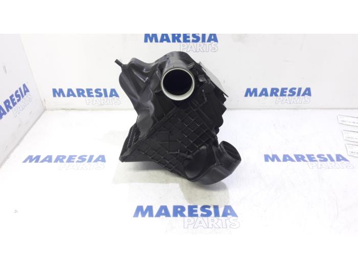 Gebrauchte Luftfiltergehäuse Renault Megane IV Estate (RFBK) 1.5 Energy dCi 110 Preis € 35,00 Margenregelung angeboten von Maresia Parts