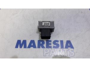 Used Glow plug relay Renault Megane IV Estate (RFBK) 1.5 Energy dCi 110 Price € 25,00 Margin scheme offered by Maresia Parts