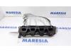 Exhaust manifold from a Renault Megane II (BM/CM), 2002 / 2009 1.4 16V 98, Hatchback, Petrol, 1.390cc, 72kW (98pk), FWD, K4J730, 2002-10 / 2005-12, CM0B; CM0H 2003