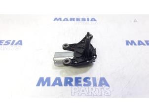 Used Rear wiper motor Alfa Romeo Giulietta (940) 1.4 TB 16V Price € 60,00 Margin scheme offered by Maresia Parts