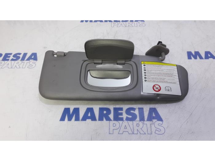 Usados Visera Alfa Romeo Giulietta (940) 1.4 TB 16V Precio € 30,00 Norma de margen ofrecido por Maresia Parts