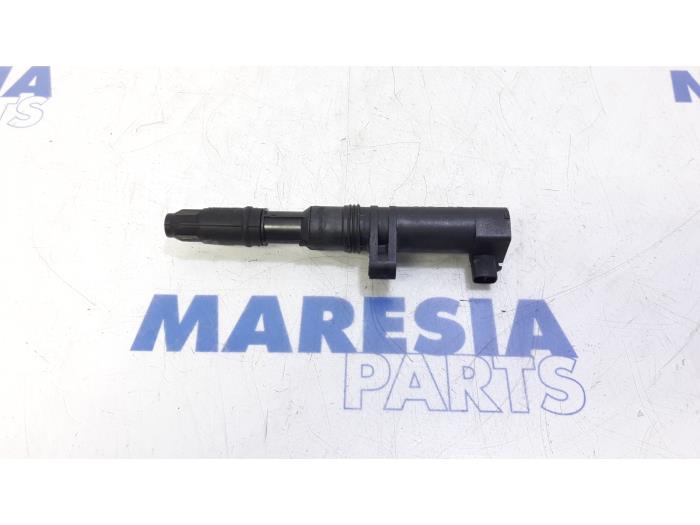 Usagé Bobine Renault Scénic II (JM) 1.6 16V Prix € 10,00 Règlement à la marge proposé par Maresia Parts