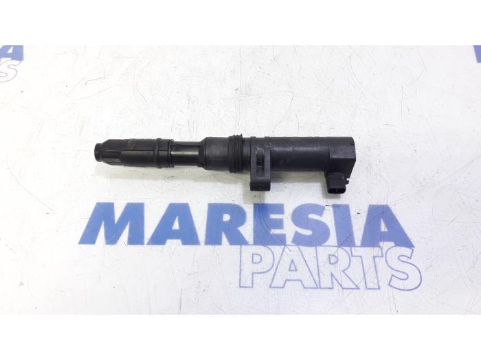 Usagé Bobine Renault Scénic II (JM) 1.6 16V Prix € 10,00 Règlement à la marge proposé par Maresia Parts
