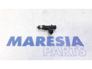 Usados Inyector (inyección de gasolina) Citroen Berlingo Multispace 1.6i Precio € 20,00 Norma de margen ofrecido por Maresia Parts