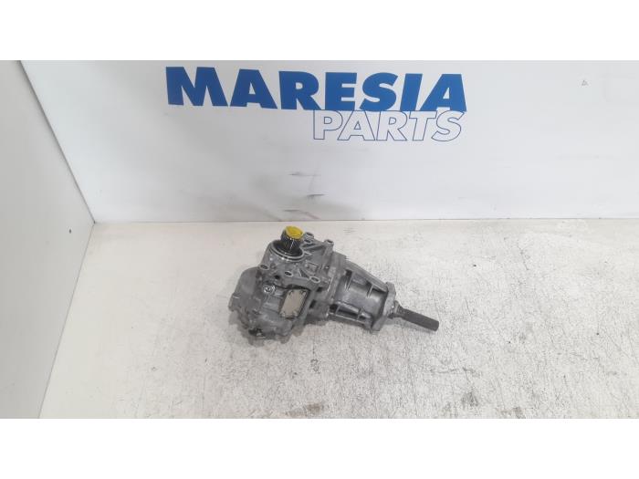 Gebrauchte Differential vorne Citroen C-Crosser 2.2 HDiF 16V Preis € 525,00 Margenregelung angeboten von Maresia Parts