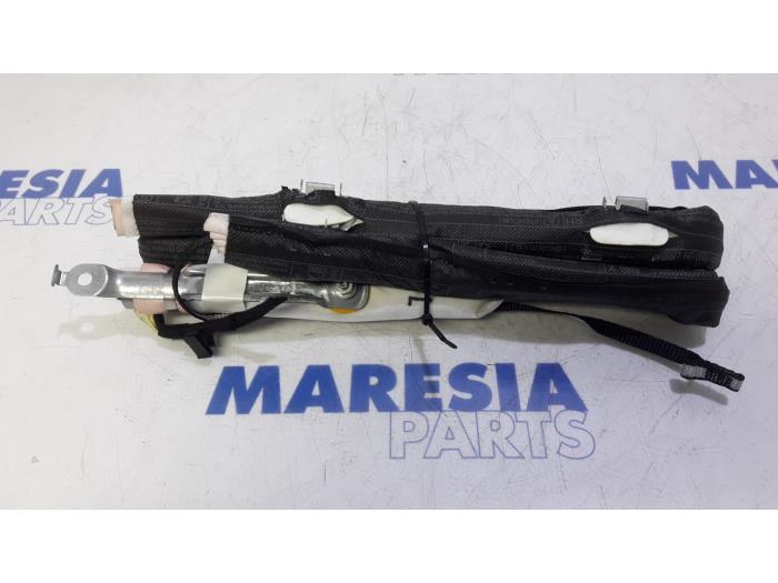 Roof curtain airbag, left from a Citroën C4 Picasso (3D/3E) 1.6 BlueHDI 120 2015