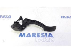 Używane Czujnik polozenia pedalu gazu Citroen C4 Picasso (3D/3E) 1.6 BlueHDI 120 Cena € 30,00 Procedura marży oferowane przez Maresia Parts