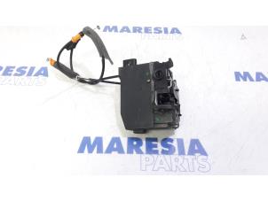 Usados Mecanismo de cerradura de puerta de 4 puertas izquierda detrás Citroen C4 Picasso (3D/3E) 1.6 BlueHDI 120 Precio € 60,00 Norma de margen ofrecido por Maresia Parts