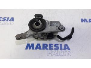 Gebrauchte Scheibenwischermotor vorne Citroen C4 Picasso (3D/3E) 1.6 BlueHDI 120 Preis € 65,00 Margenregelung angeboten von Maresia Parts